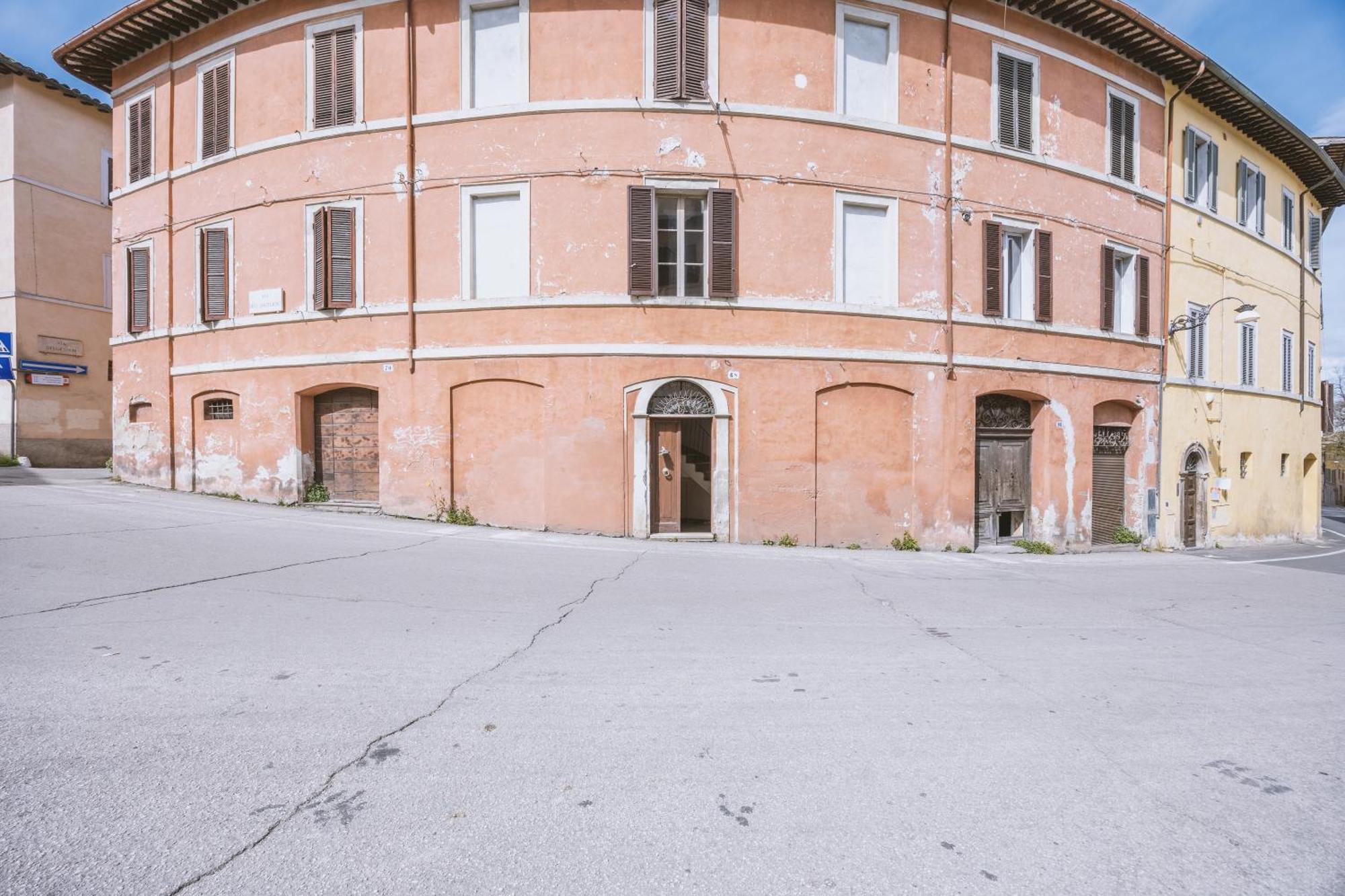 Bhr - Appartamento Dell'Anfiteatro Spoleto Exterior foto